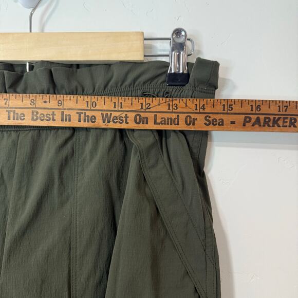 Athleta Women's Pants Trekkie High Rise Parachute Ripstop Greem 6 Athleisure - Picture 5 of 9